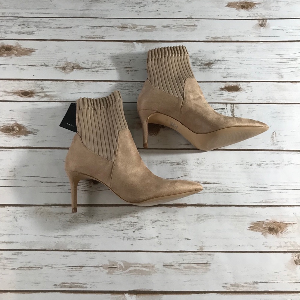 - New With Tag Zara Suede Booties Size 9